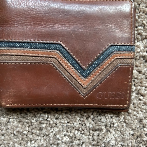 Guess Other - Men’s Guess wallet 🌟PRICE DROP🌟